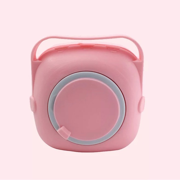 Pet Bath Brushes Massage Shampoo
Dispenser Available in Pink, Yellow and Green - Picture 5 of 15